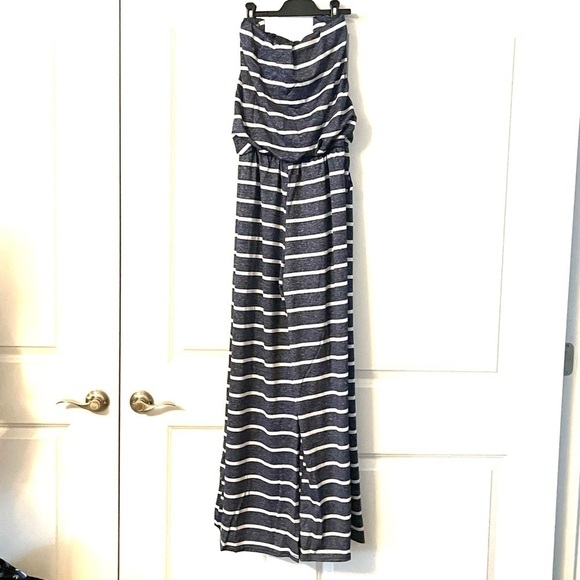 Striped jumpsuit - Picture 1 of 4